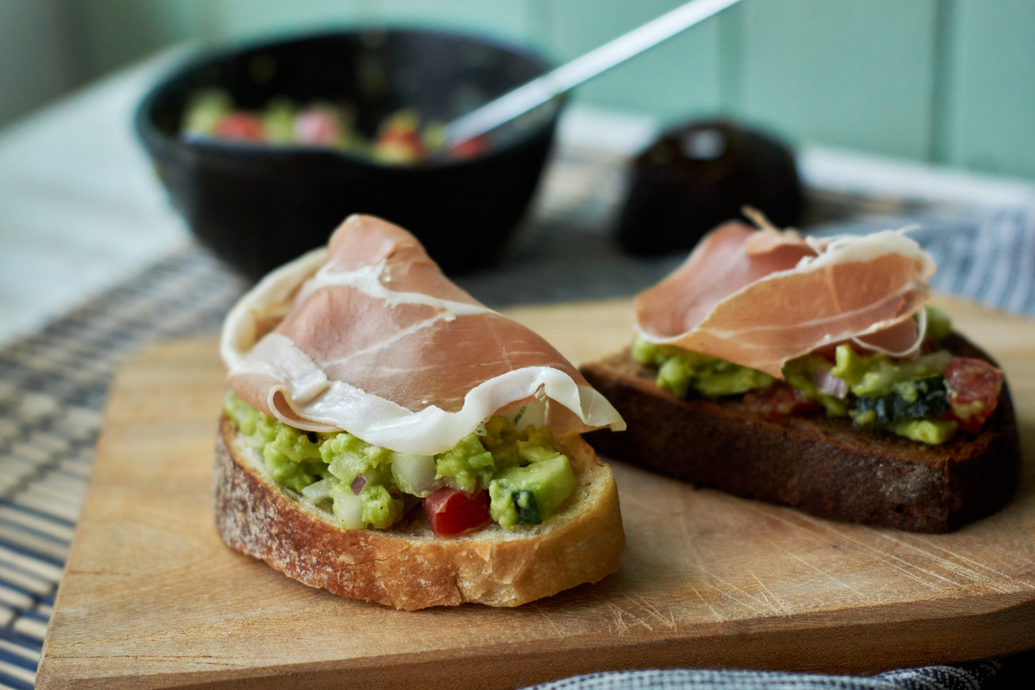 Desayunos saludables con jamón y lomo: ideas proteicas y fáciles