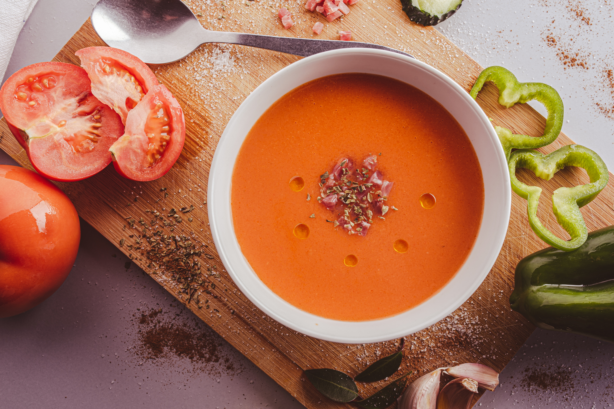 Cómo hacer gazpacho con jamón ibérico paso a paso